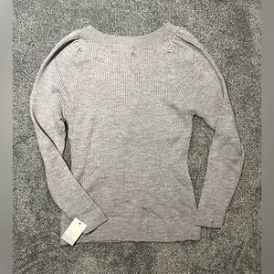 Ophelia Roe Sweater Size Medium